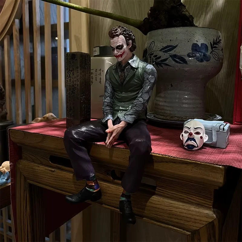 Joker Araba Figürü (Büyük Boy)